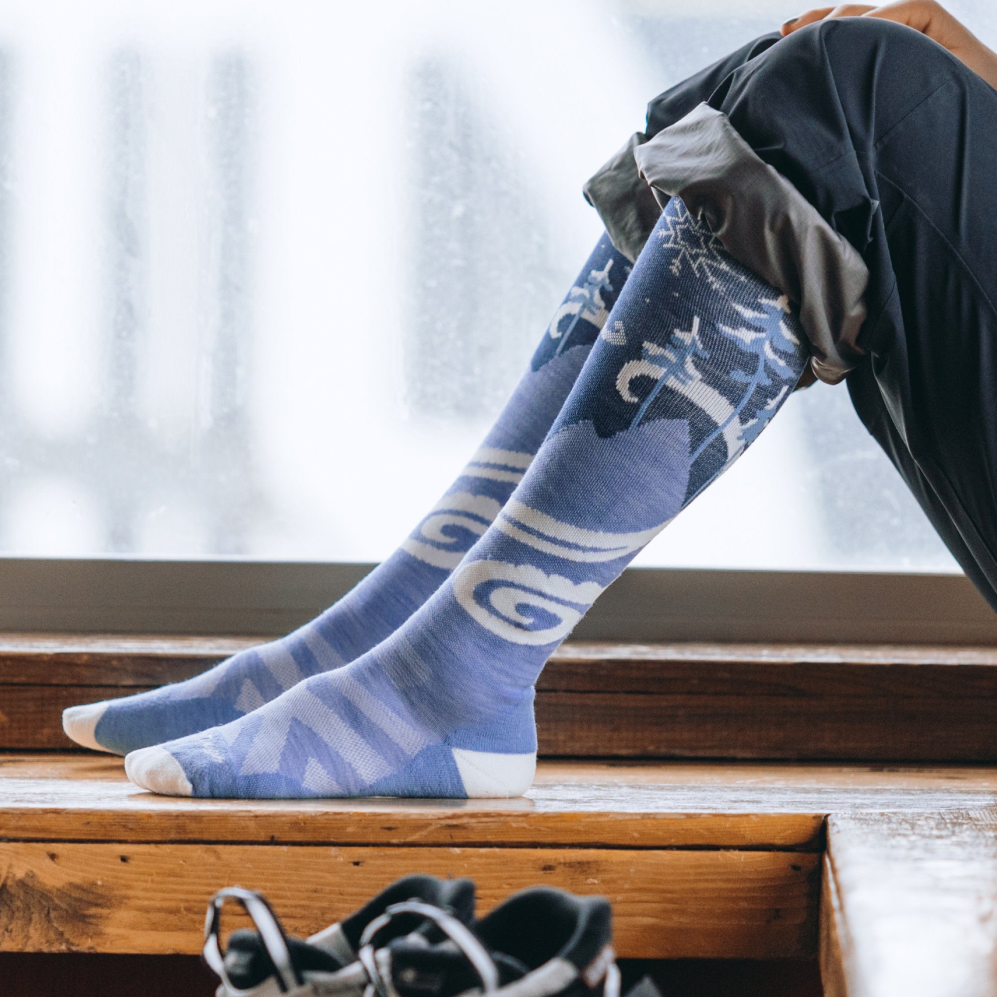 Women's Swirlwind Over-the-Calf Lightweight Ski & Snowboard Socks - Image 4