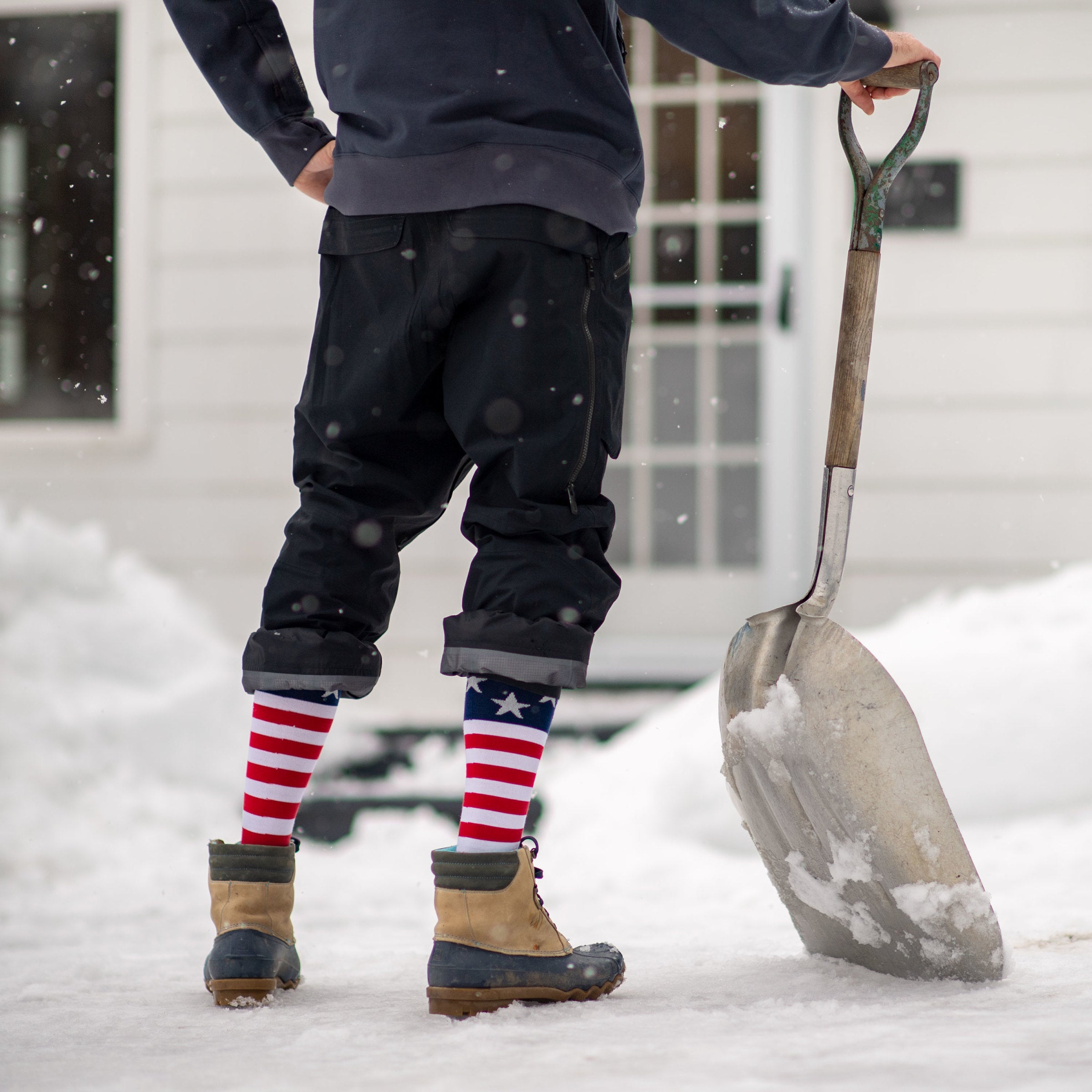 Men's Captain Stripe Over-the-Calf Midweight Ski & Snowboard Socks - Image 4